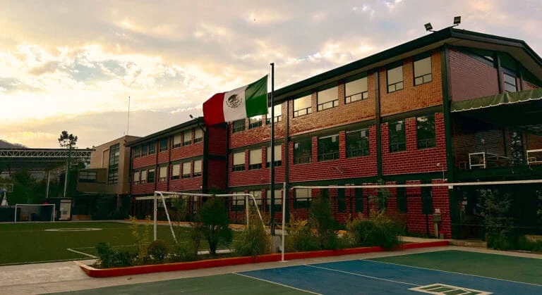 Educación